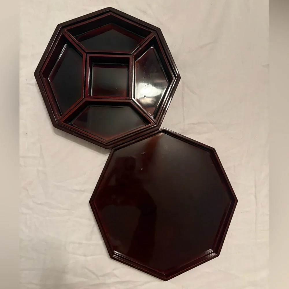 Stunning Vintage Korean Red Lacquer Octagon Mother of Pearl Jewelry Box Najeon - Picture 7 of 10